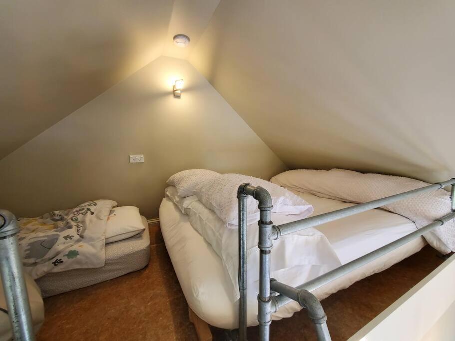 Hotel Tiny House In The Sky Dunedin Exterior foto
